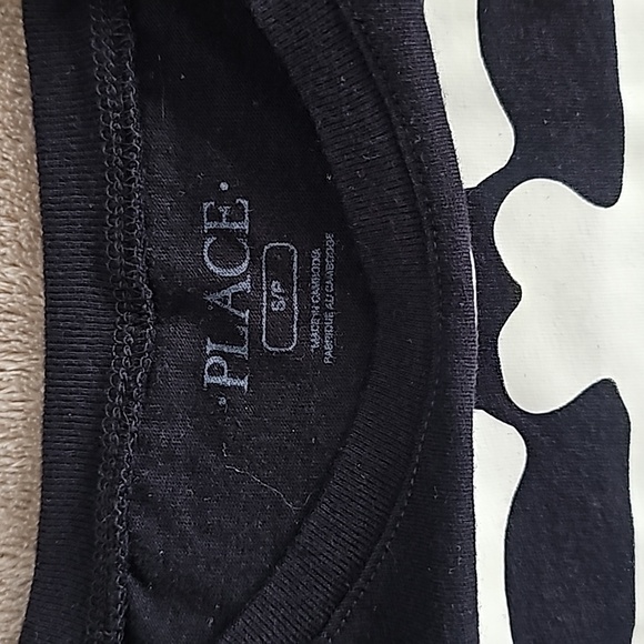 Halloween Glow in the Dark tee - Picture 2 of 4